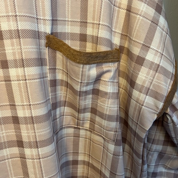 BiBi shirt - tan/white plaid long sleeve oversized popover super soft - Picture 5 of 6